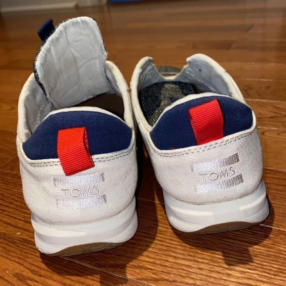 Toms comfy sneakers  size 10 - Picture 4 of 13
